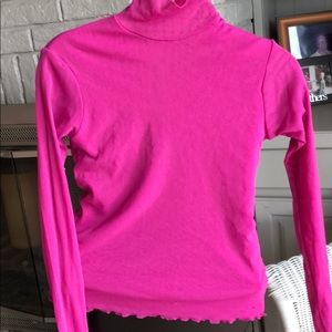 Neon pink stretch turtleneck